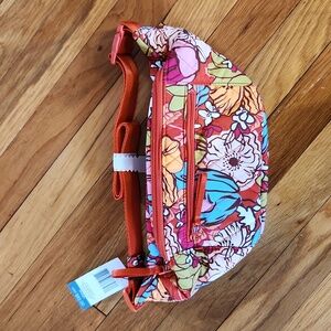 Vera Bradley Ultra Light Midday Garden Large Belt and Crossover Bag NWT